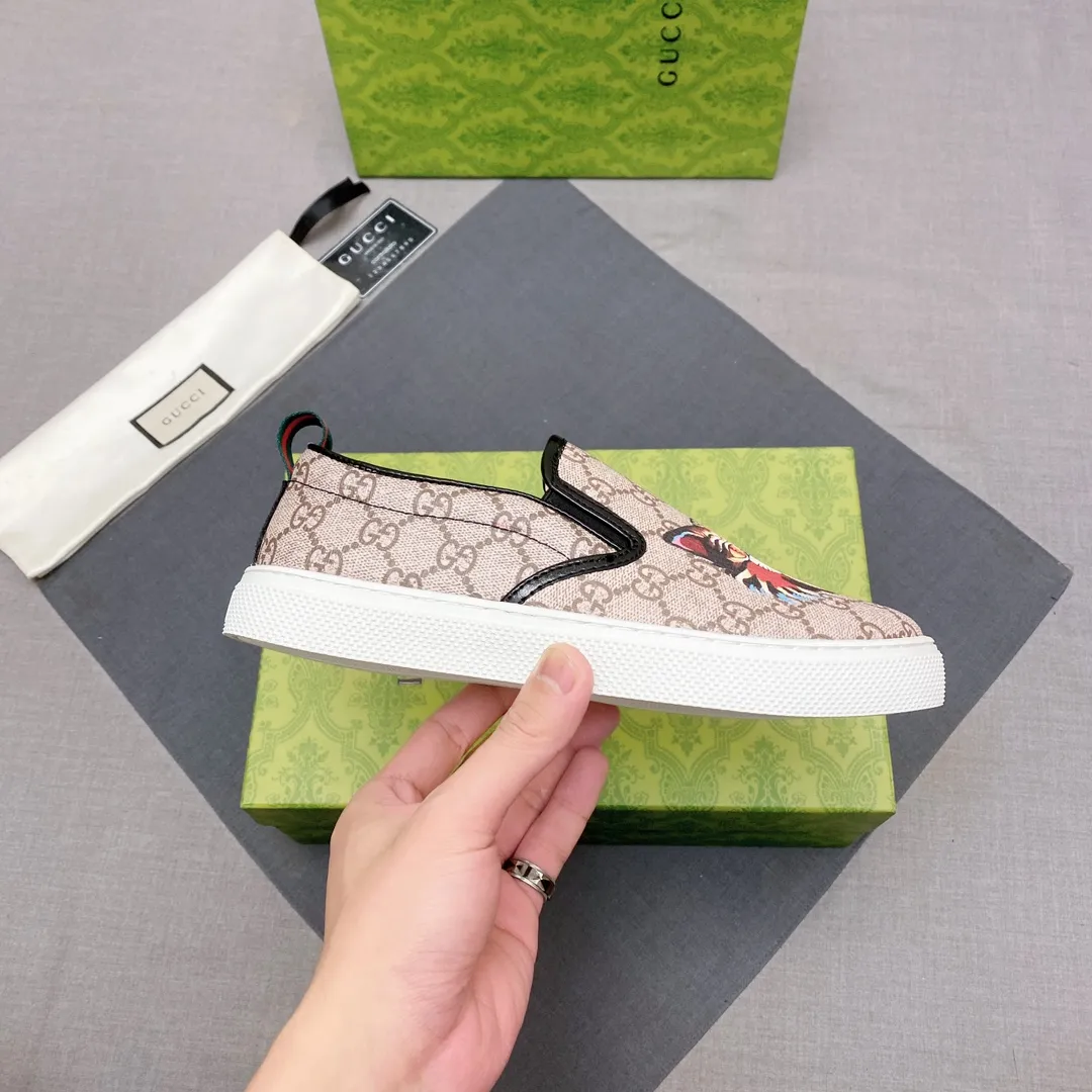 p360 The official website synchronizes the 1:1 replica🇮🇹🇮🇹"GUCCI"🔍🔍for sale at the men's 2025 counter simultaneously, 1:1 large G font, high-end 3D pattern, fashionable and casual, comfortable and breathable personality, the first choice for trendy men, imported sheepskin lining, comfortable, breathable and fashionable Trendy, a must-have for trendy men, soles: Original soles specially provided by the original factory, exclusive movable molded soles are super comfortable, original factory goods, 🔍🔍high quality, you can enter and leave the counter at will, 38-44, (45 can be customized, non-returnable or exchangeable) available from stock, you deserve it No. 005